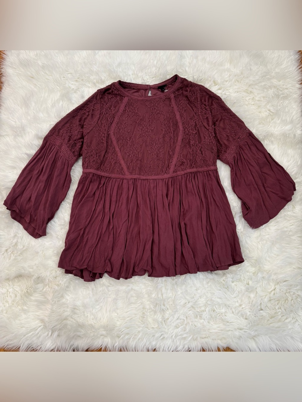 torrid Lace Yoke Peplum Tunic - Burgundy New with tag